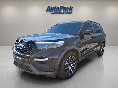 Used 2020 Ford Explorer ST w/ Premium Technology Package AWD/4WD image 3