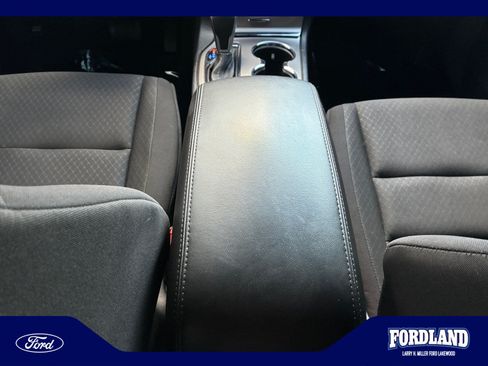 Used 2021 Jeep Grand Cherokee Laredo AWD/4WD image 15