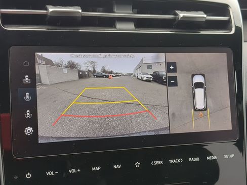 Used 2022 Hyundai Tucson Limited image 32