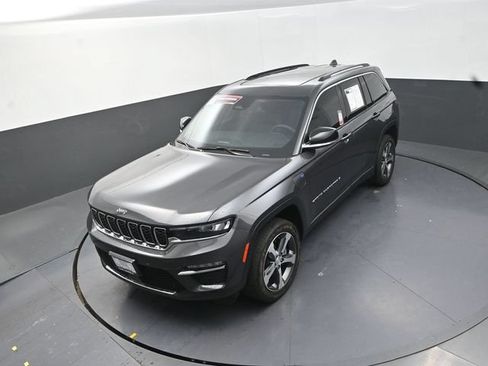 Used 2023 Jeep Grand Cherokee 4WD 4xe image 13