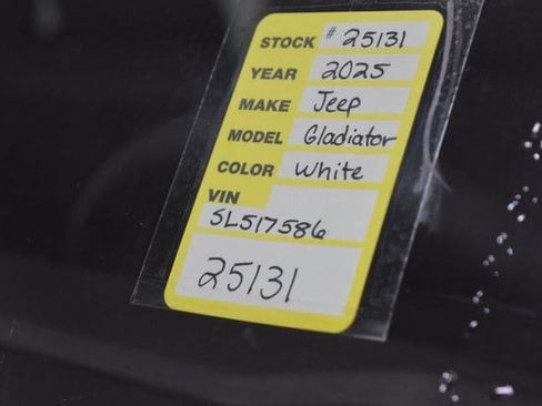 New 2025 Jeep Gladiator Willys image 20