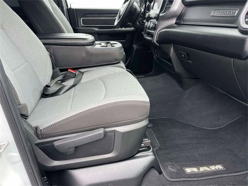 Used 2024 RAM 3500 Big Horn image 24