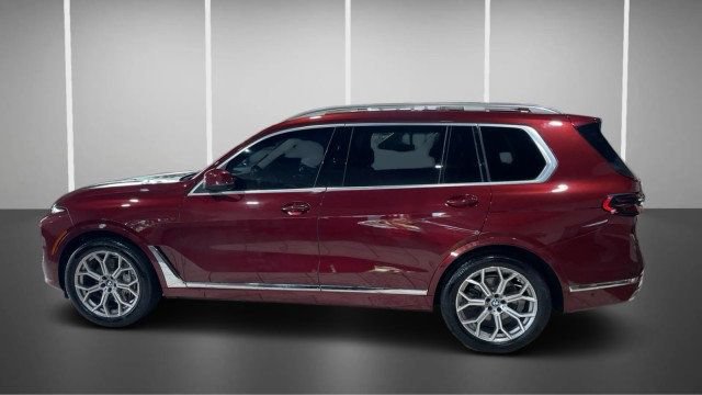 Used 2024 BMW X7 xDrive40i AWD/4WD image 11