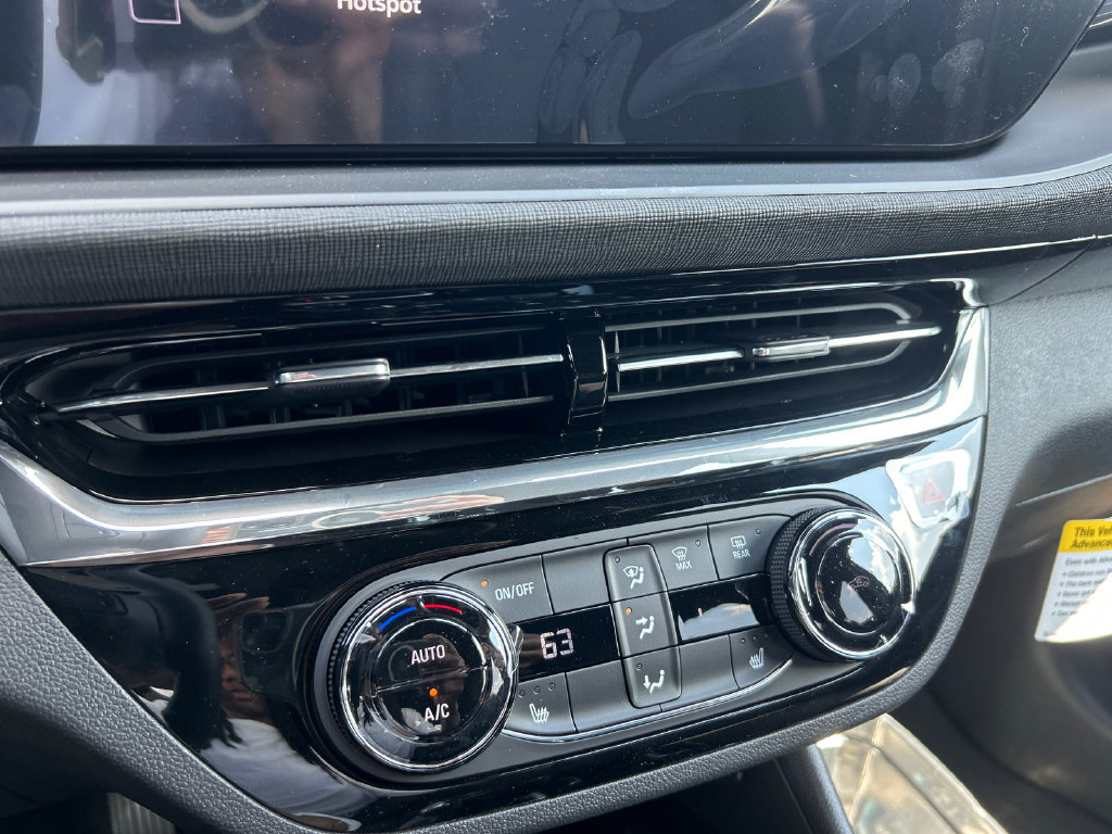 New 2026 Buick Envista Sport Touring w/ Convenience I Package FWD image 25