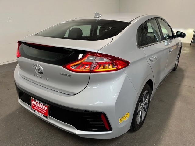 Used 2018 Hyundai Ioniq Limited FWD image 3