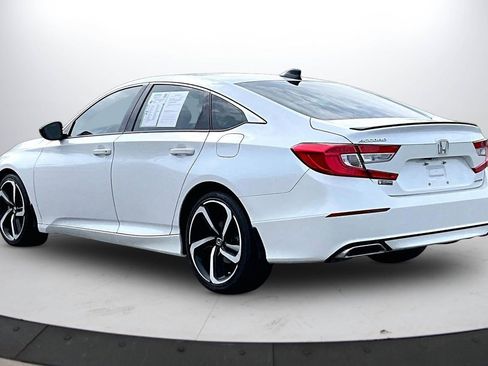Used 2022 Honda Accord Sport image 7