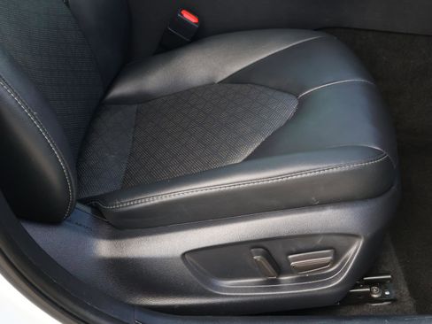 Used 2023 Toyota Camry XSE image 18