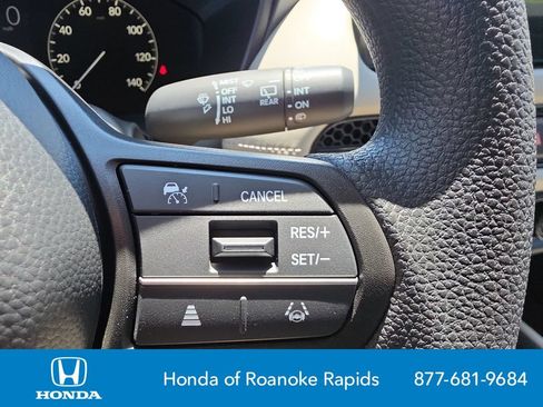 New 2027 Honda HR-V LX image 24