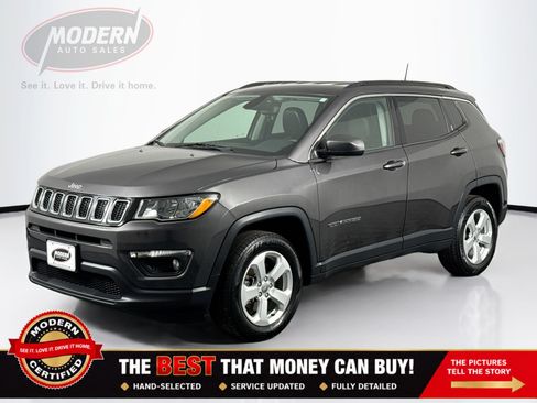 Used 2019 Jeep Compass Latitude w/ Cold Weather Group AWD/4WD image 1