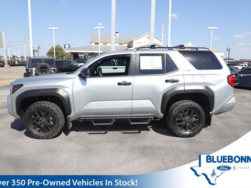 Used 2025 Toyota 4Runner SR5 image 1