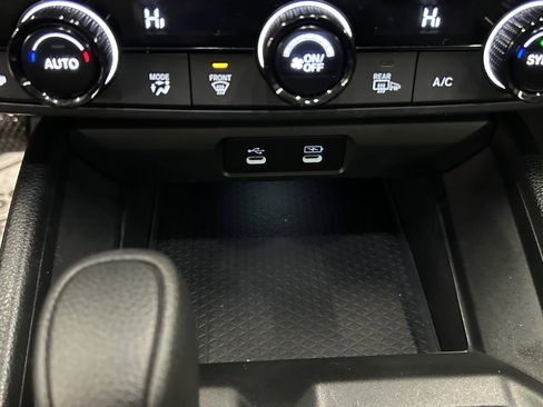 Used 2023 Honda Accord EX image 29