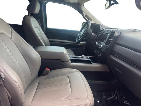 Used 2021 Ford Expedition Limited image 15