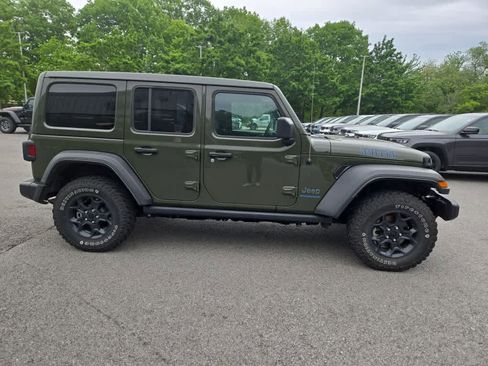 Used 2023 Jeep Wrangler Unlimited w/ Sun & Screen Package AWD/4WD image 3