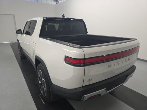 Used 2023 Rivian R1T Adventure AWD/4WD image 3
