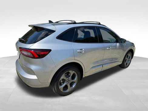 Used 2023 Ford Escape ST-Line w/ Tech Pack #1 AWD/4WD image 6