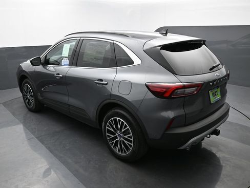 New 2024 Ford Escape SE w/ PHEV Premium Package FWD image 18