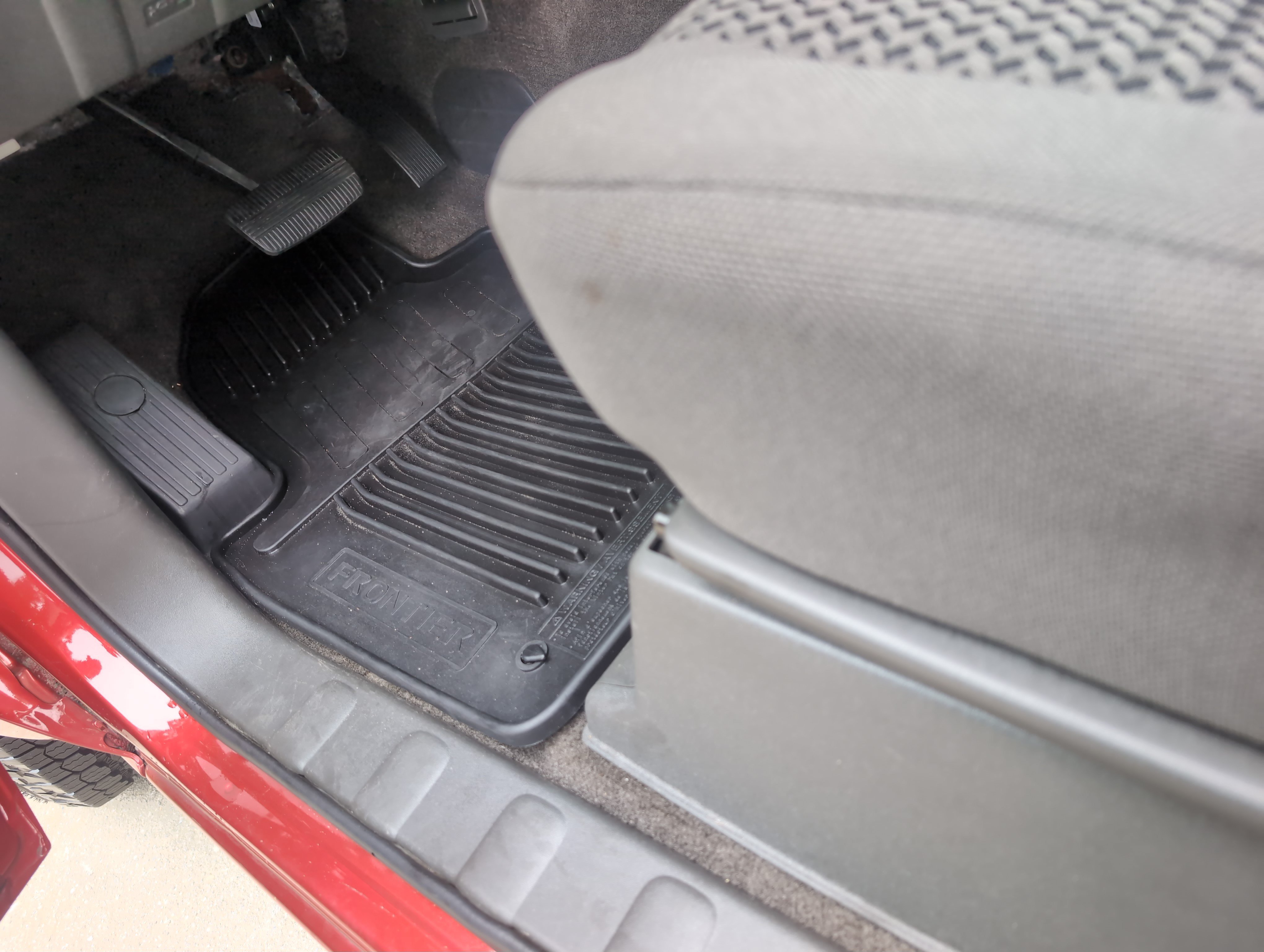 Used 2017 Nissan Frontier SV RWD image 17