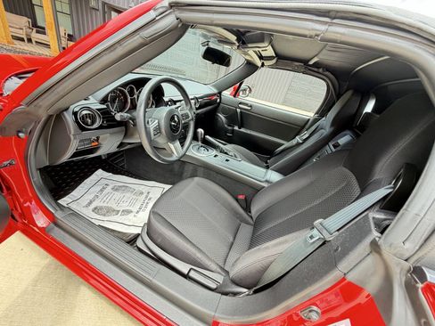 Used 2007 MAZDA MX-5 Miata Touring RWD image 11