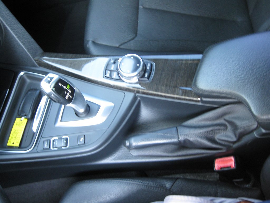Used 2014 BMW 328i Sedan RWD image 21