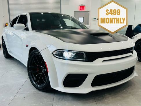Used 2022 Dodge Charger Scat Pack image 2