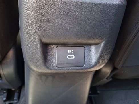 Certified 2025 Nissan Versa SV w/ Trunk Package FWD image 12