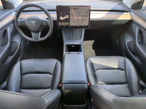 Used 2021 Tesla Model 3 Standard Range Plus RWD image 31