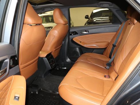 Used 2021 Toyota Avalon Limited w/ Advanced Safety Package FWD image 15
