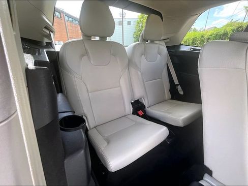 Used 2025 Volvo XC90 B6 Plus AWD/4WD image 38