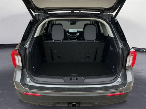 New 2026 Ford Explorer Active AWD/4WD image 18