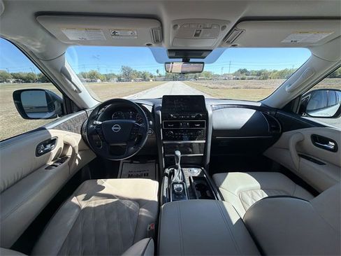 Used 2021 Nissan Armada Platinum image 19