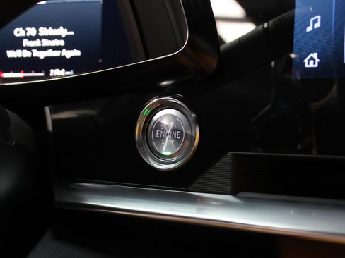 Used 2025 Chevrolet Corvette Stingray Preferred Conv w/ Z51 Performance Package image 77