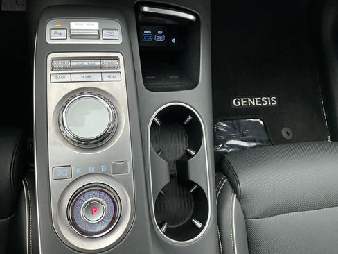 Used 2025 Genesis Electrified GV70 Advanced w/ Prestige Package image 43