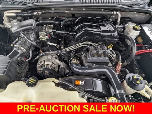 Used 2008 Ford Explorer Sport Trac XLT RWD image 11