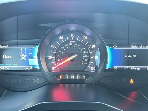 Used 2023 Ford Edge ST w/ Cargo Accessory Package AWD/4WD image 2