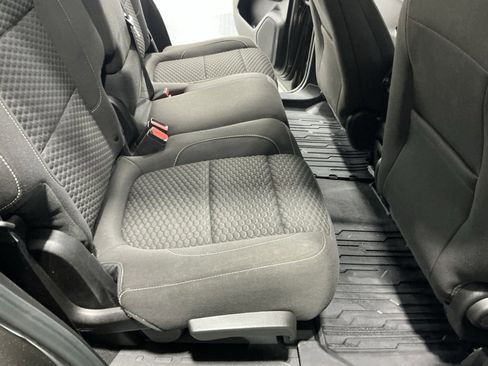 Used 2019 GMC Acadia SLE w/ LPO, Floor Liner Package image 21