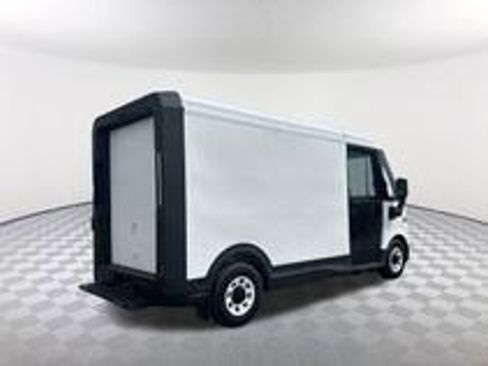 Used 2024 Chevrolet Brightdrop 400 w/ Commercial Equipment Package AWD/4WD image 4