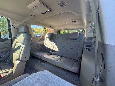 Used 2015 GMC Yukon XL SLT w/ Open Road Package image 14