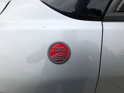 Used 2022 Jeep Compass Trailhawk w/ Trailhawk Elite Group image 27