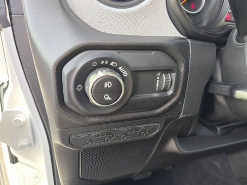 New 2025 Jeep Gladiator Sport image 26