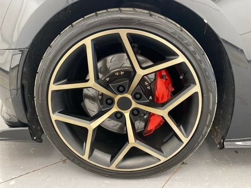 Used 2018 Chevrolet Camaro SS RWD image 10