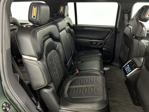 Used 2024 Rivian R1S Adventure AWD/4WD image 23