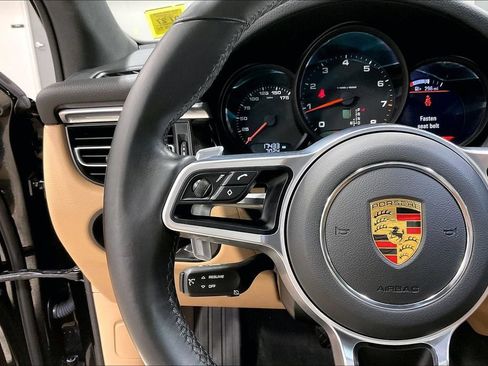 Used 2021 Porsche Macan AWD/4WD image 11