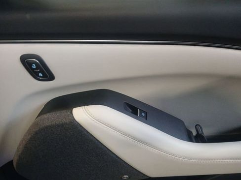 Certified 2022 Ford Mustang Mach-E Premium w/ Ice White Appearance Package image 59