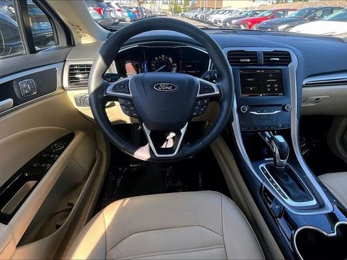 Used 2015 Ford Fusion Energi SE w/ Driver Assist Package image 7