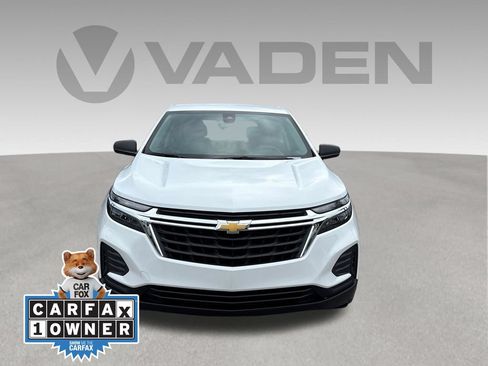 Used 2023 Chevrolet Equinox LS FWD image 2