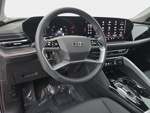 Used 2025 Audi Q5 Premium w/ Convenience Package AWD/4WD image 20
