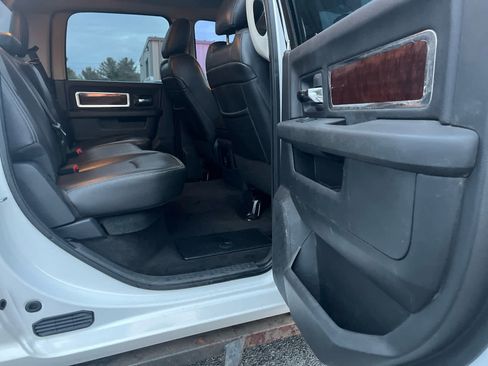 Used 2012 RAM 1500 Laramie image 23