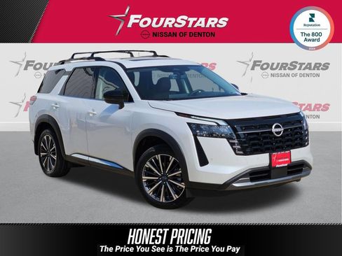 New 2026 Nissan Pathfinder Platinum FWD image 1