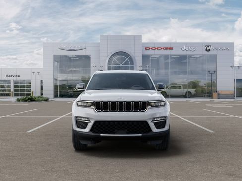 New 2025 Jeep Grand Cherokee Limited image 6