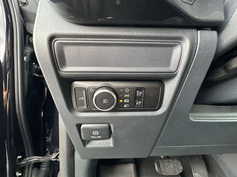 Used 2024 Ford F150 STX w/ Equipment Group 201A FX4 AWD/4WD image 3
